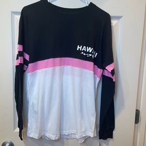 NWT Black and White Hawaii Long-sleeve